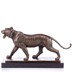 Tigris bronz szobor képe