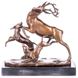 Szarvas, vadászkutyákkal - bronz szobor képe