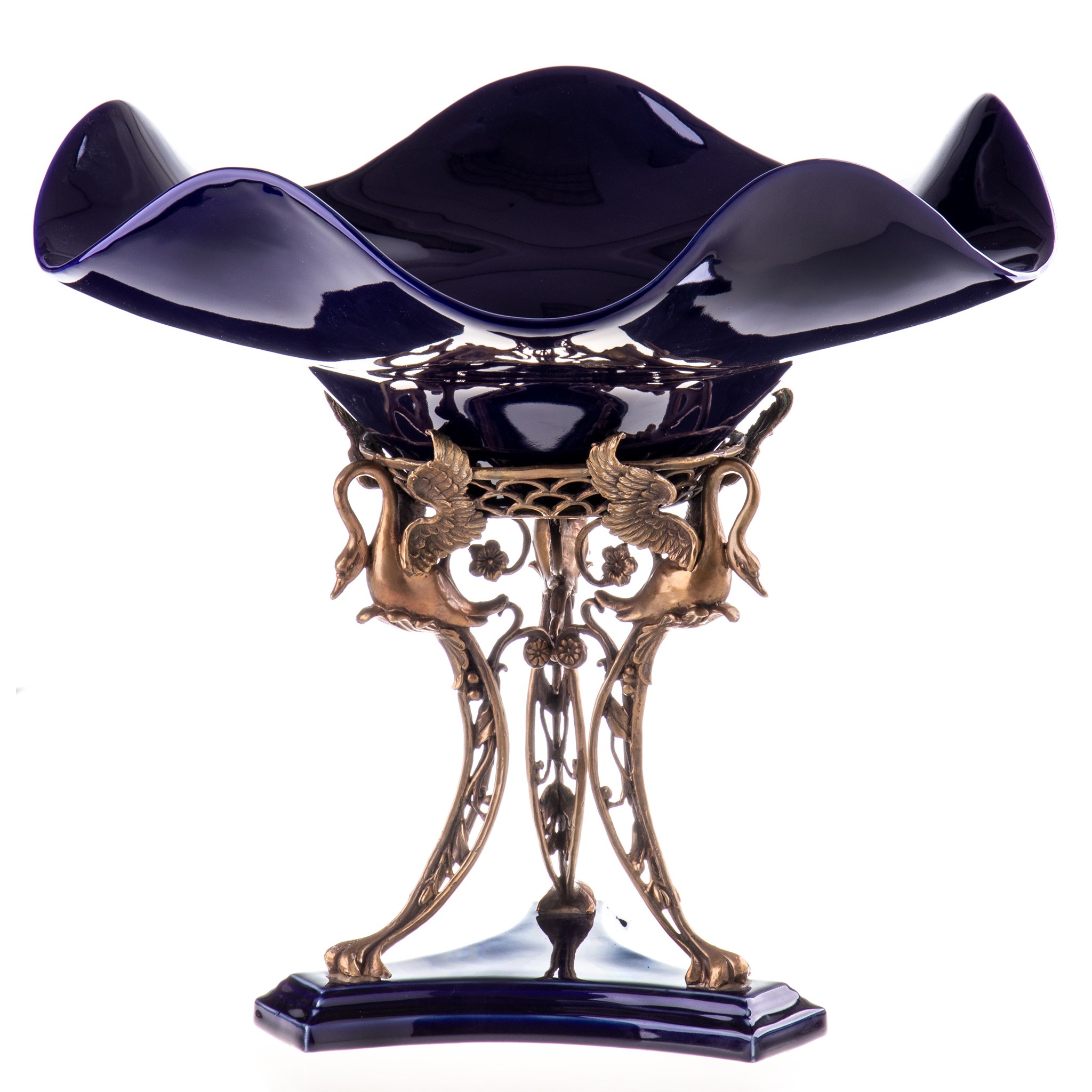 Kép a Porcelán-bronz tál hattyúkkal