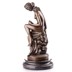 Vénusz és Ámor - bronz szobor márványtalpon képe