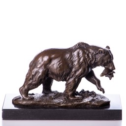 Medve hallal - bronz szobor képe